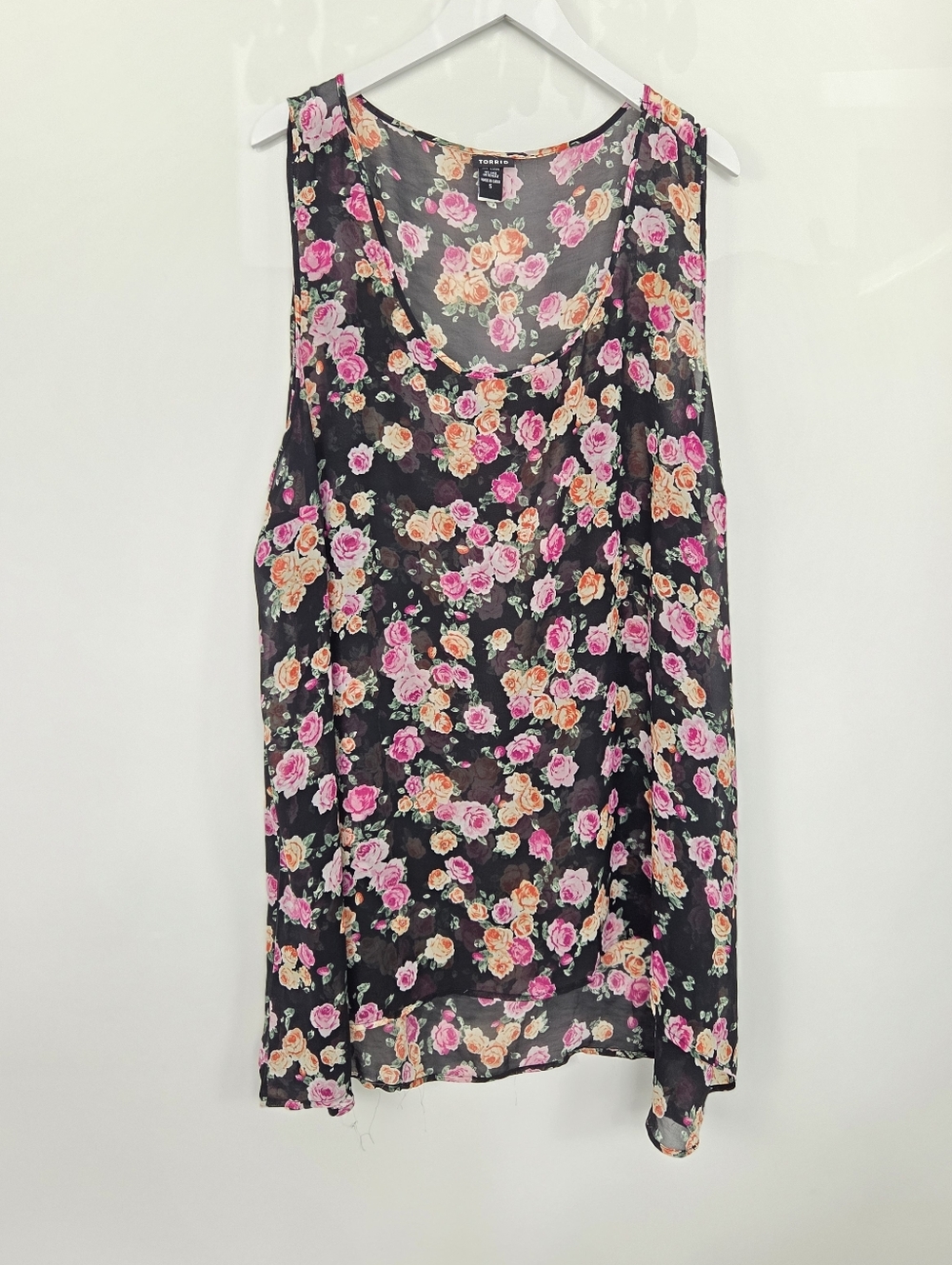 Torrid size 5 Black Floral Hi-low Flowy Chiffon Tank Top